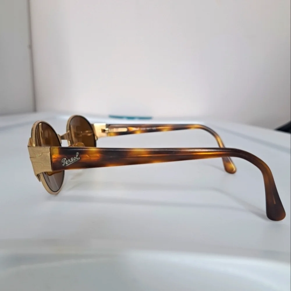 Persol Ratti 2002-S Vintage Sunglass Tortoise